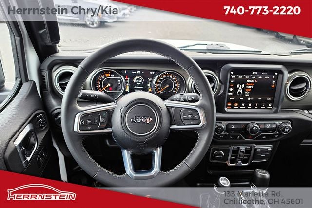 2023 Jeep Wrangler 4-Door Sahara