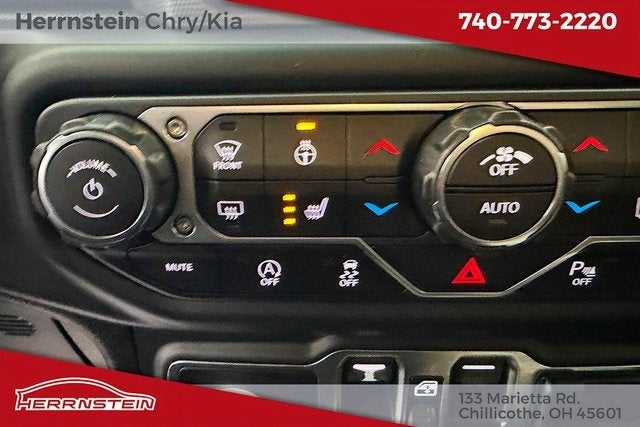 2019 Jeep Wrangler Unlimited Sahara Altitude 4x4