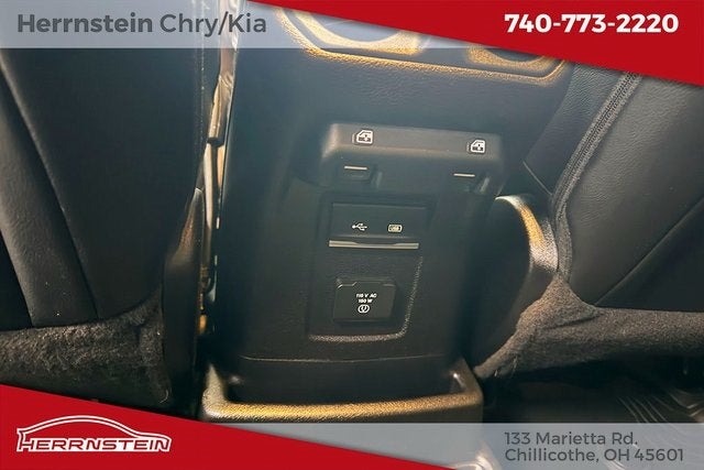 2019 Jeep Wrangler Unlimited Sahara Altitude 4x4