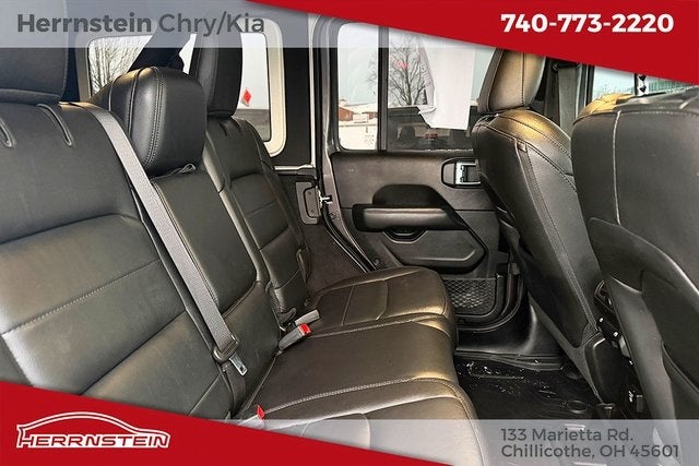 2019 Jeep Wrangler Unlimited Sahara Altitude 4x4