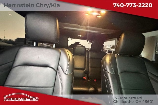 2019 Jeep Wrangler Unlimited Sahara Altitude 4x4