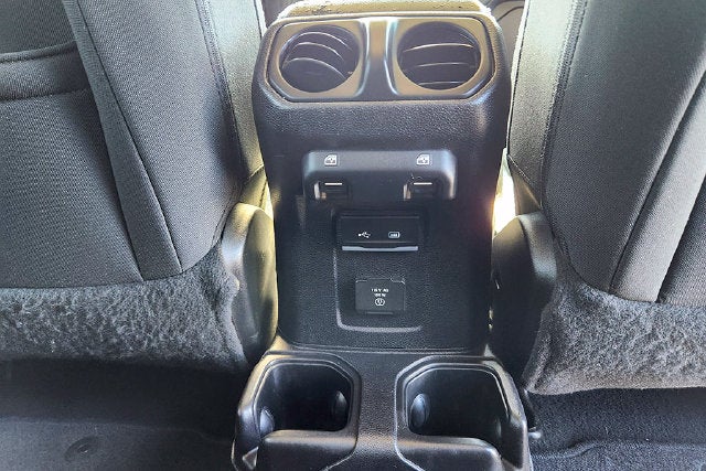 2019 Jeep Wrangler Unlimited Unlimited Sahara