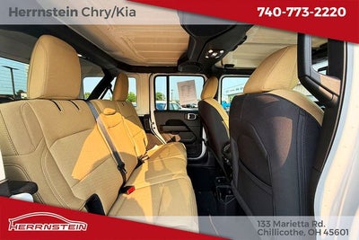 2022 Jeep Wrangler Unlimited Sahara 4x4