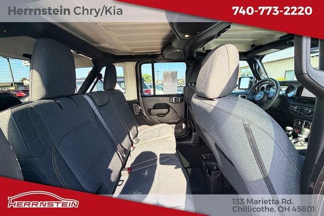 2025 Jeep Wrangler 4-Door Willys 4x4