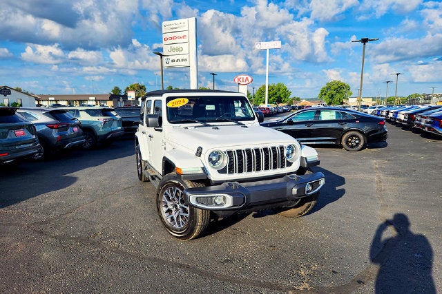 2024 Jeep Wrangler Sahara