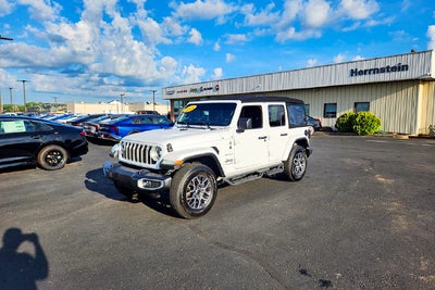 2024 Jeep Wrangler Sahara