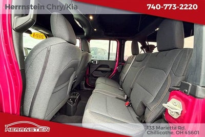 2024 Jeep Wrangler 4-Door Sahara 4x4