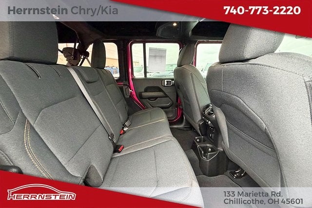 2024 Jeep Wrangler 4-Door Sahara 4x4