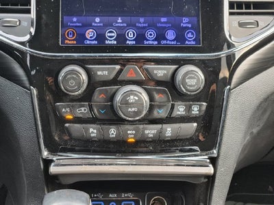 2020 Jeep Grand Cherokee Laredo E