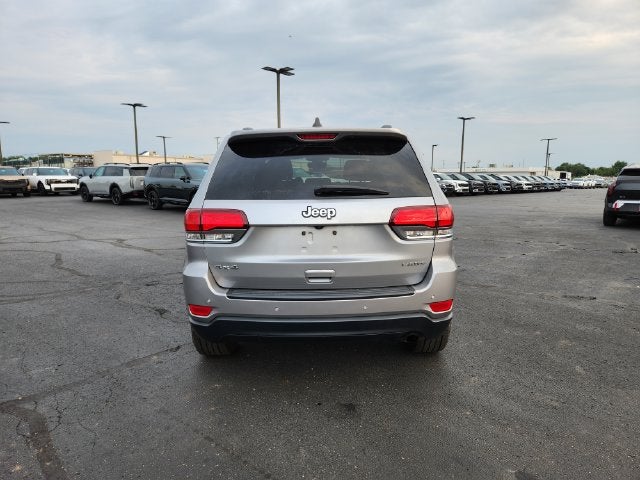2020 Jeep Grand Cherokee Laredo E