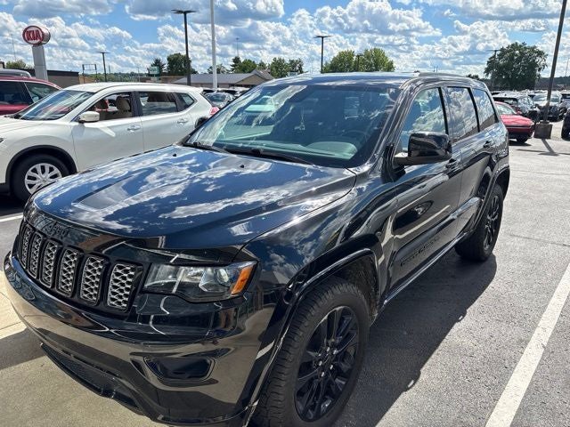 2021 Jeep Grand Cherokee Laredo X 4x4