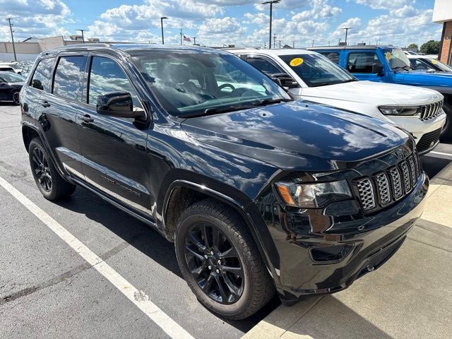 2021 Jeep Grand Cherokee Laredo X 4x4