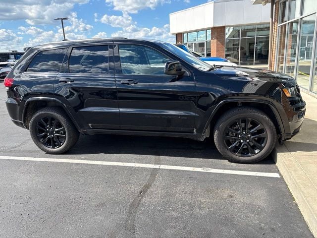 2021 Jeep Grand Cherokee Laredo X 4x4