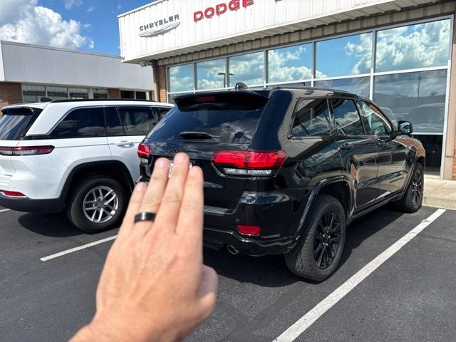 2021 Jeep Grand Cherokee Laredo X 4x4