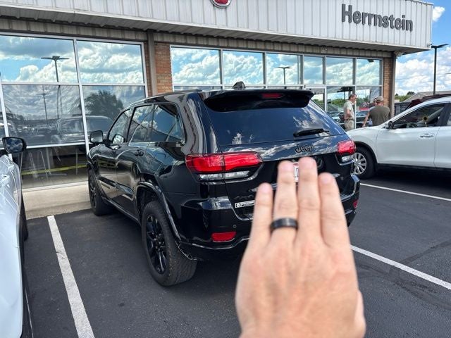 2021 Jeep Grand Cherokee Laredo X 4x4