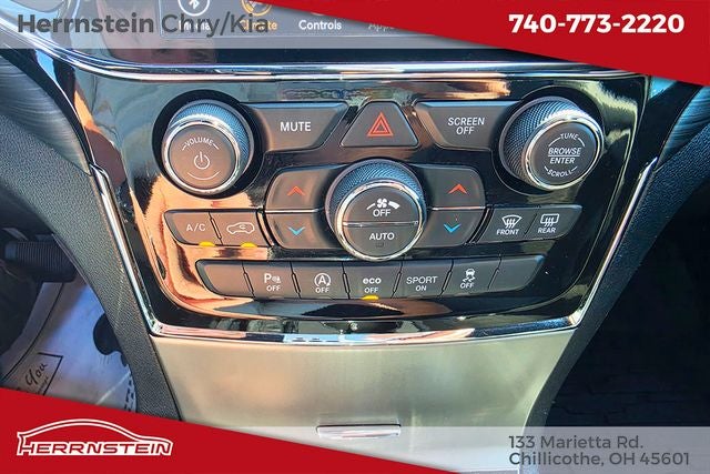 2021 Jeep Grand Cherokee Laredo X 4x4
