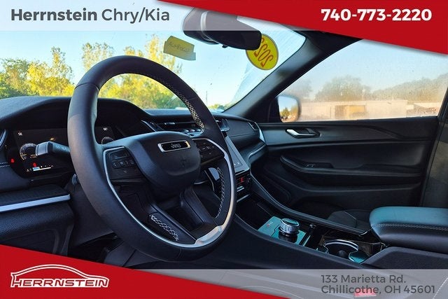 2023 Jeep Grand Cherokee Altitude 4x4