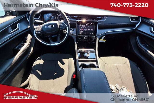 2026 Jeep Grand Cherokee GRAND CHEROKEE LAREDO X 4X4