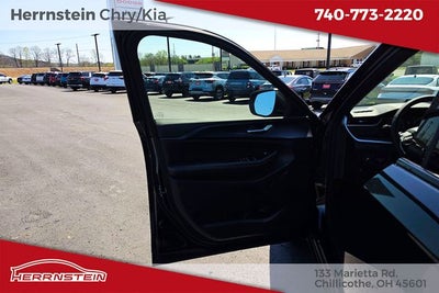 2026 Jeep Grand Cherokee GRAND CHEROKEE LAREDO X 4X4