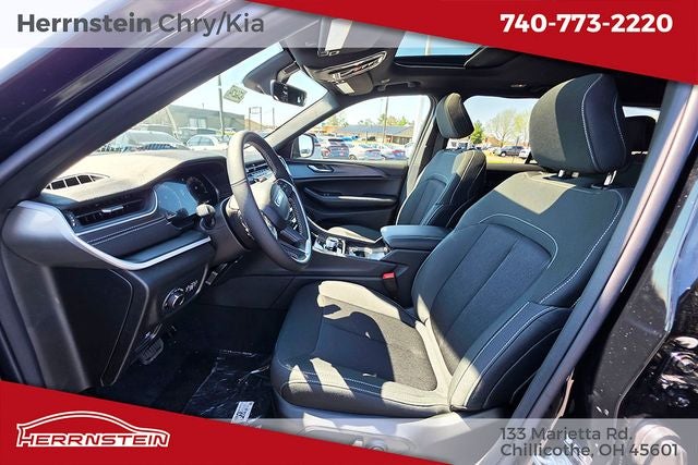 2026 Jeep Grand Cherokee GRAND CHEROKEE LAREDO X 4X4