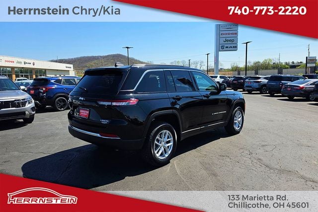 2026 Jeep Grand Cherokee GRAND CHEROKEE LAREDO X 4X4