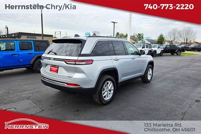 2026 Jeep Grand Cherokee GRAND CHEROKEE LAREDO X 4X4