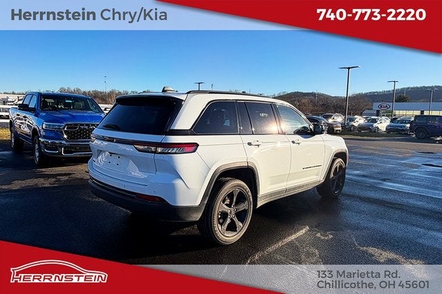 2022 Jeep Grand Cherokee Altitude 4x4