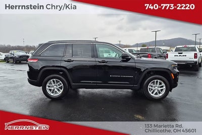 2025 Jeep Grand Cherokee GRAND CHEROKEE LAREDO X 4X4