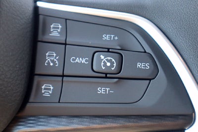 2027 Jeep Grand Cherokee Laredo