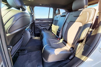 2026 Jeep Grand Cherokee Altitude
