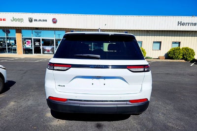 2026 Jeep Grand Cherokee Altitude