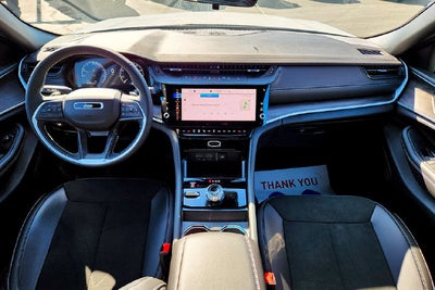 2026 Jeep Grand Cherokee Altitude