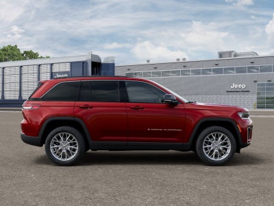 2027 Jeep Grand Cherokee Base