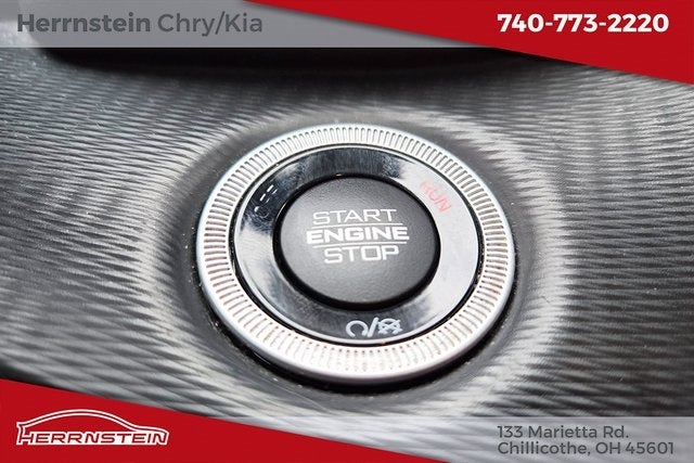 2023 Jeep Grand Cherokee L Laredo 4x4