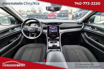 2023 Jeep Grand Cherokee L Laredo 4x4