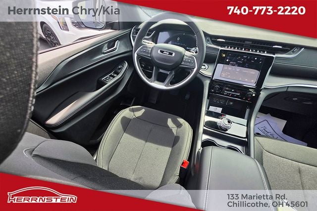 2025 Jeep Grand Cherokee L Laredo