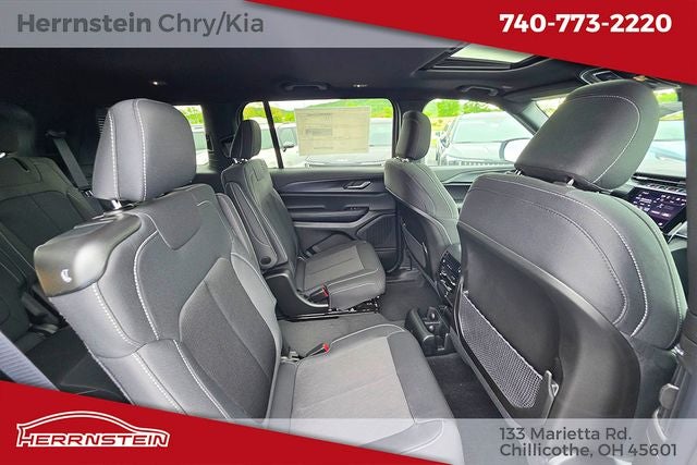 2026 Jeep Grand Cherokee GRAND CHEROKEE L LAREDO X 4X4