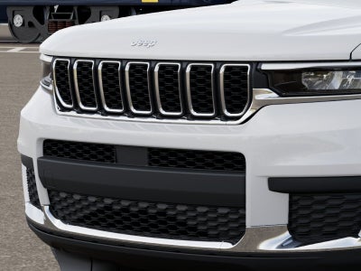 2027 Jeep Grand Cherokee Laredo