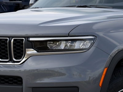 2027 Jeep Grand Cherokee Laredo
