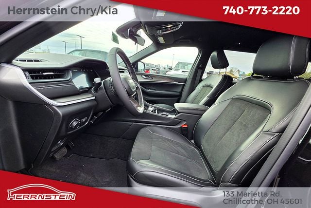 2026 Jeep Grand Cherokee GRAND CHEROKEE L LAREDO ALTITUDE 4X4