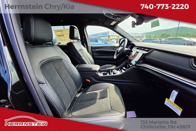 2026 Jeep Grand Cherokee GRAND CHEROKEE L LAREDO ALTITUDE 4X4