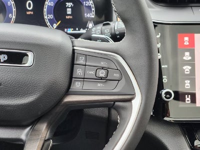 2027 Jeep Grand Cherokee Base