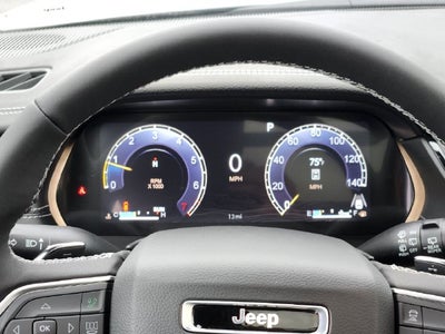 2027 Jeep Grand Cherokee Base