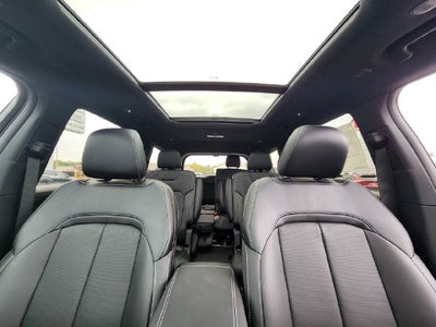2027 Jeep Grand Cherokee Base