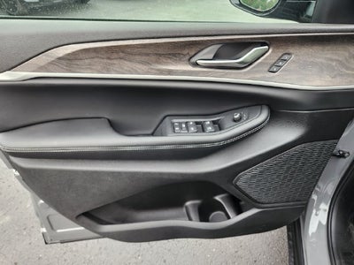 2027 Jeep Grand Cherokee Limited