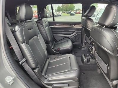 2027 Jeep Grand Cherokee Limited