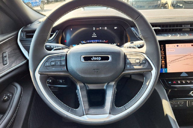 2026 Jeep Grand Cherokee Base