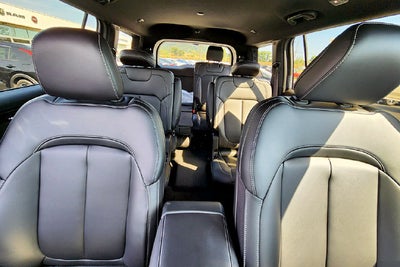 2026 Jeep Grand Cherokee Base