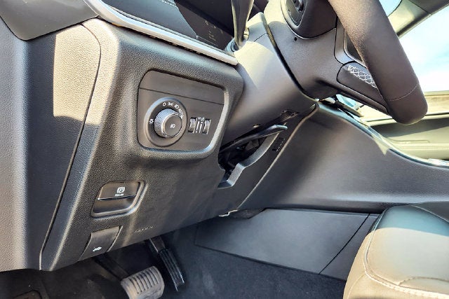 2026 Jeep Grand Cherokee Base