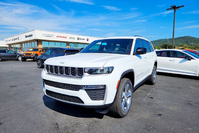 2026 Jeep Grand Cherokee Base